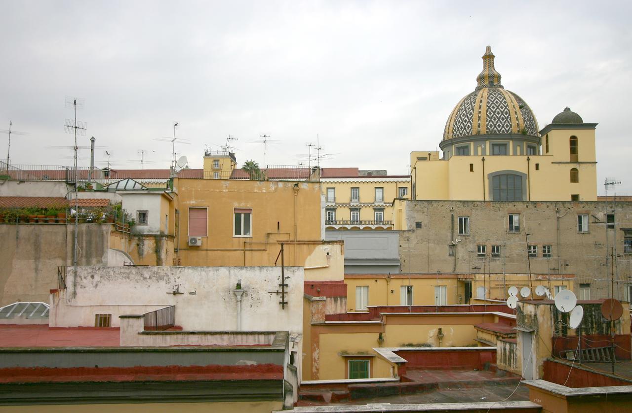 نابولي Al Centro E Meglio B&B المظهر الخارجي الصورة